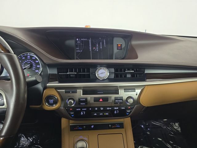 Used 2018 Lexus ES 350 w/ Navigation System Package image 22