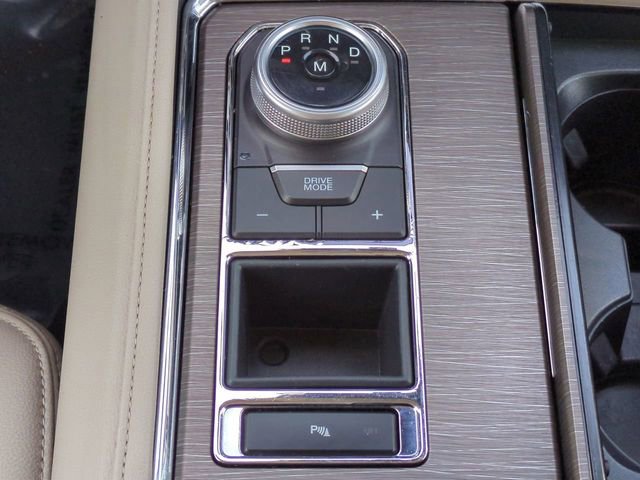 Used 2024 Ford Expedition Limited RWD image 19