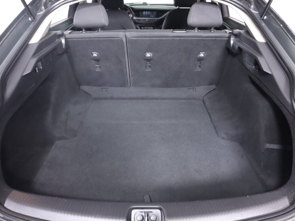 Used 2018 Buick Regal Preferred FWD image 30