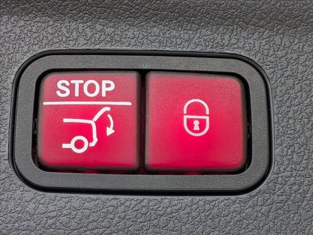 Used 2024 Mercedes-Benz GLE 450 4MATIC image 18