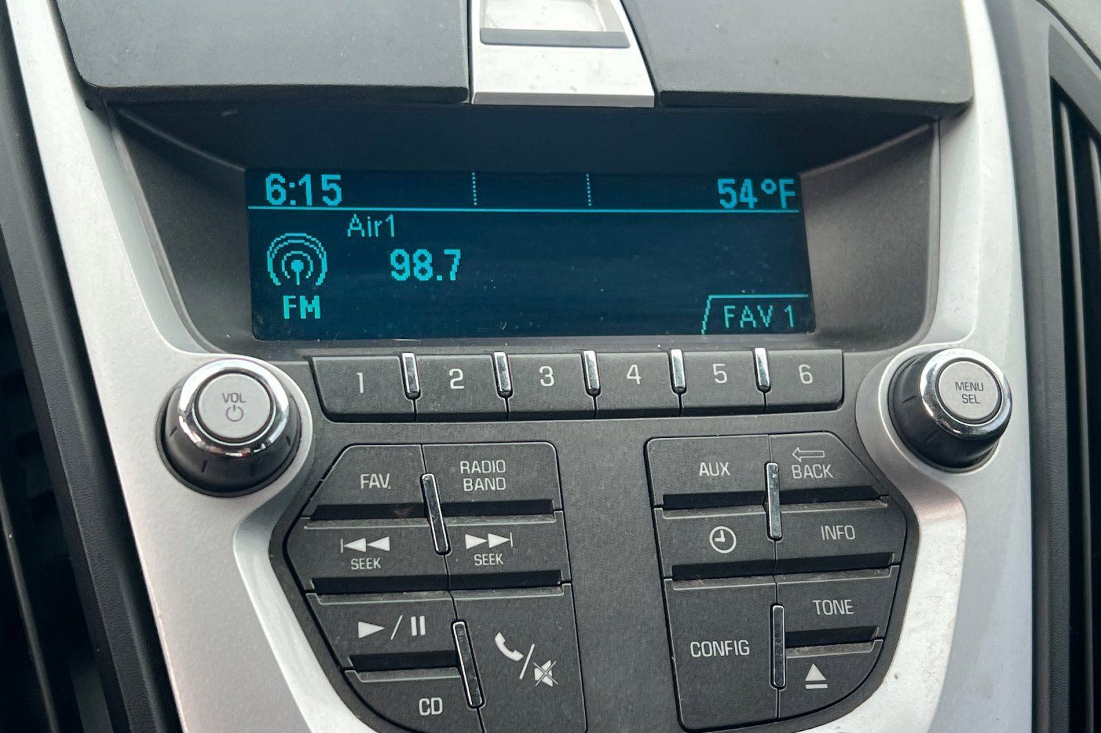 Used 2015 Chevrolet Equinox LS image 15