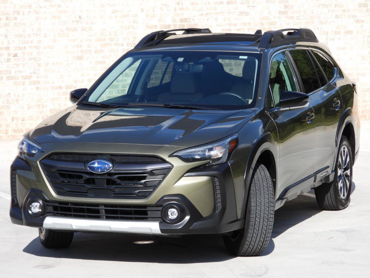 Used 2023 Subaru Outback Limited AWD/4WD image 19