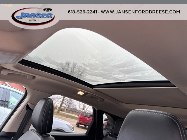 Used 2020 Ford Escape SEL image 13