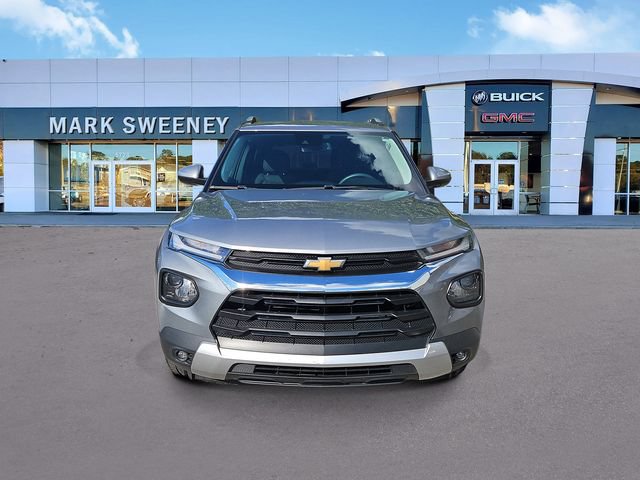 Used 2023 Chevrolet TrailBlazer LT w/ Convenience Package AWD/4WD image 2