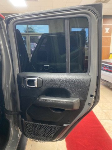 Used 2019 Jeep Wrangler Unlimited Sahara w/ Quick Order Package 24M Moab image 21