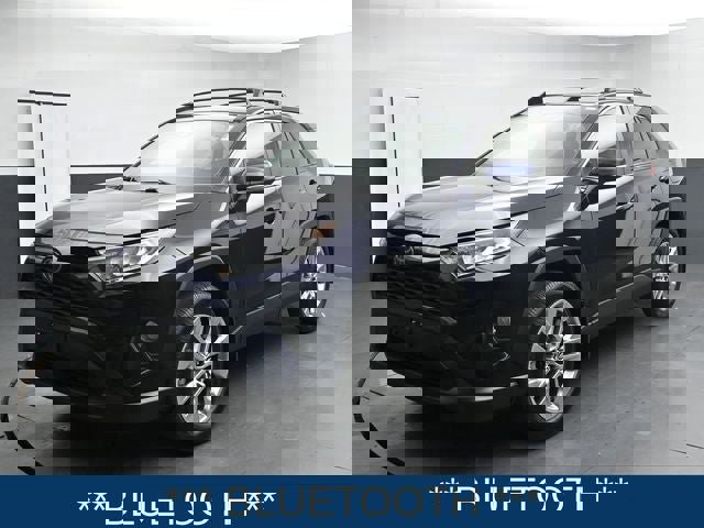 Used 2019 Toyota RAV4 XLE Premium w/ All Weather Liner Package image 5