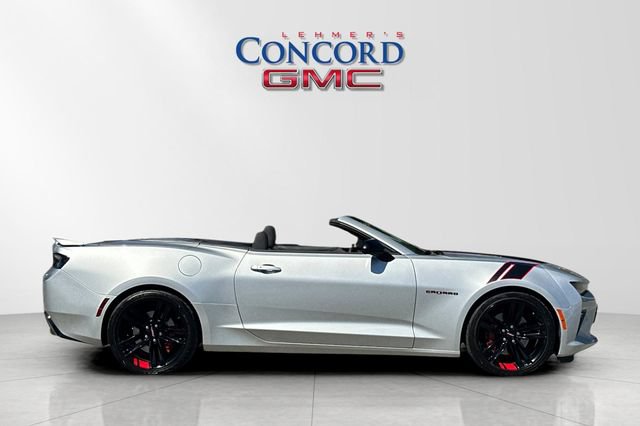 Used 2018 Chevrolet Camaro SS w/ Redline Edition RWD image 4