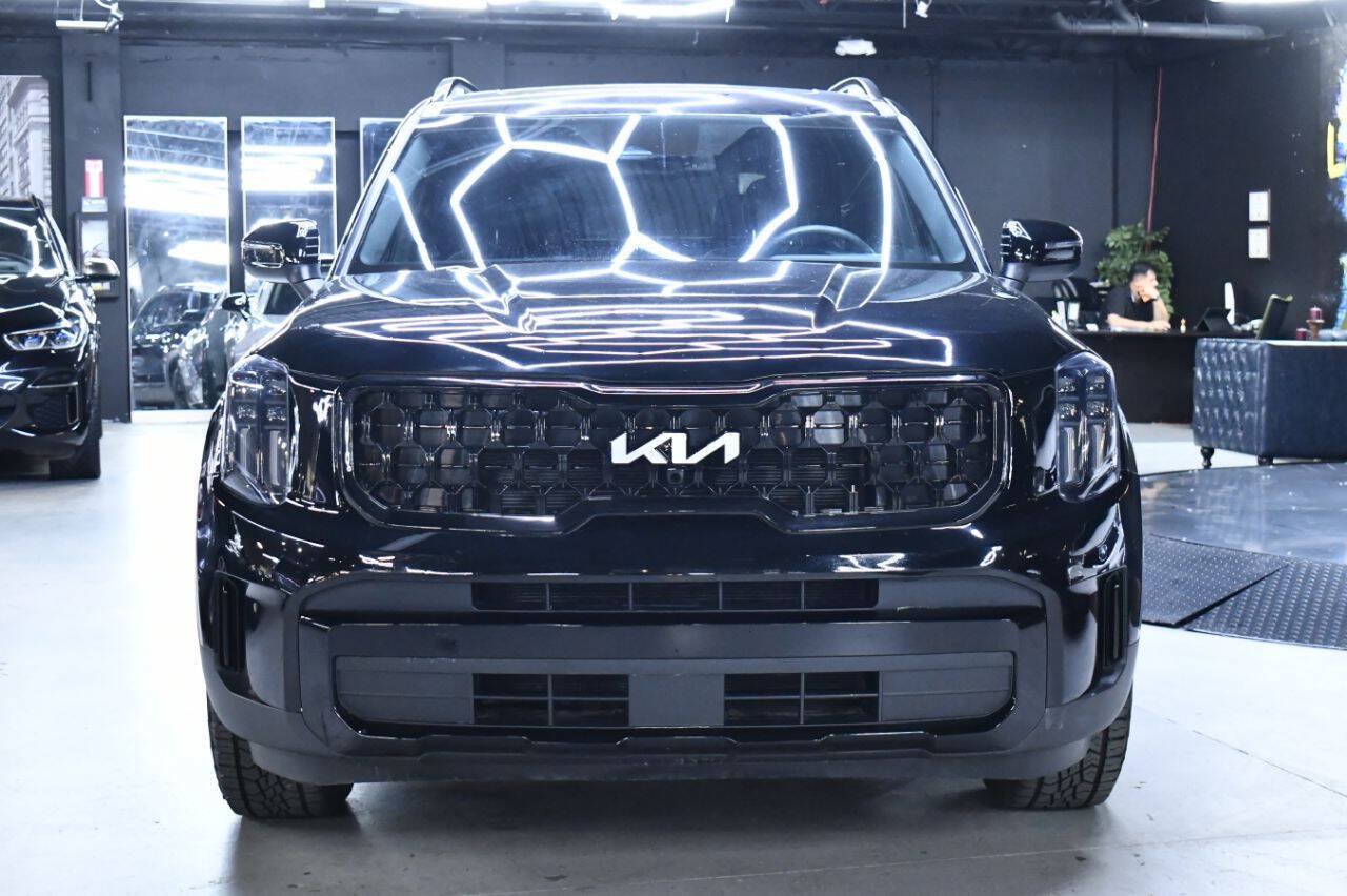 Used 2025 Kia Telluride AWD image 4