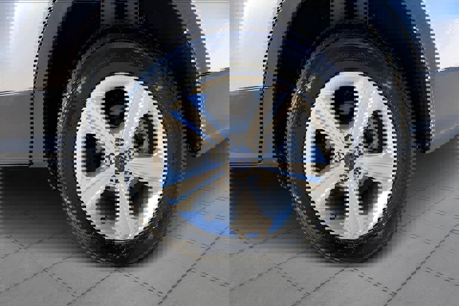 Used 2015 Ford Escape SE image 11