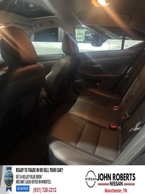 Used 2023 Nissan Sentra SR w/ SR Premium Package image 11