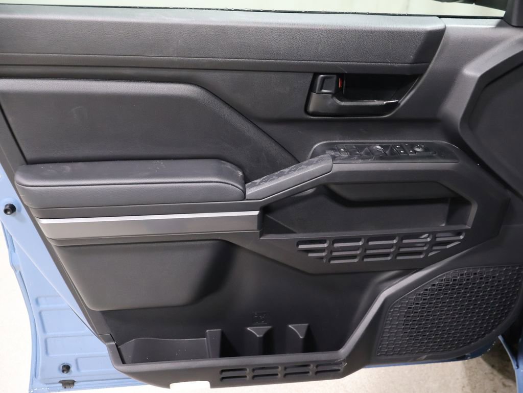 New 2026 Toyota Tacoma SR5 AWD/4WD image 9