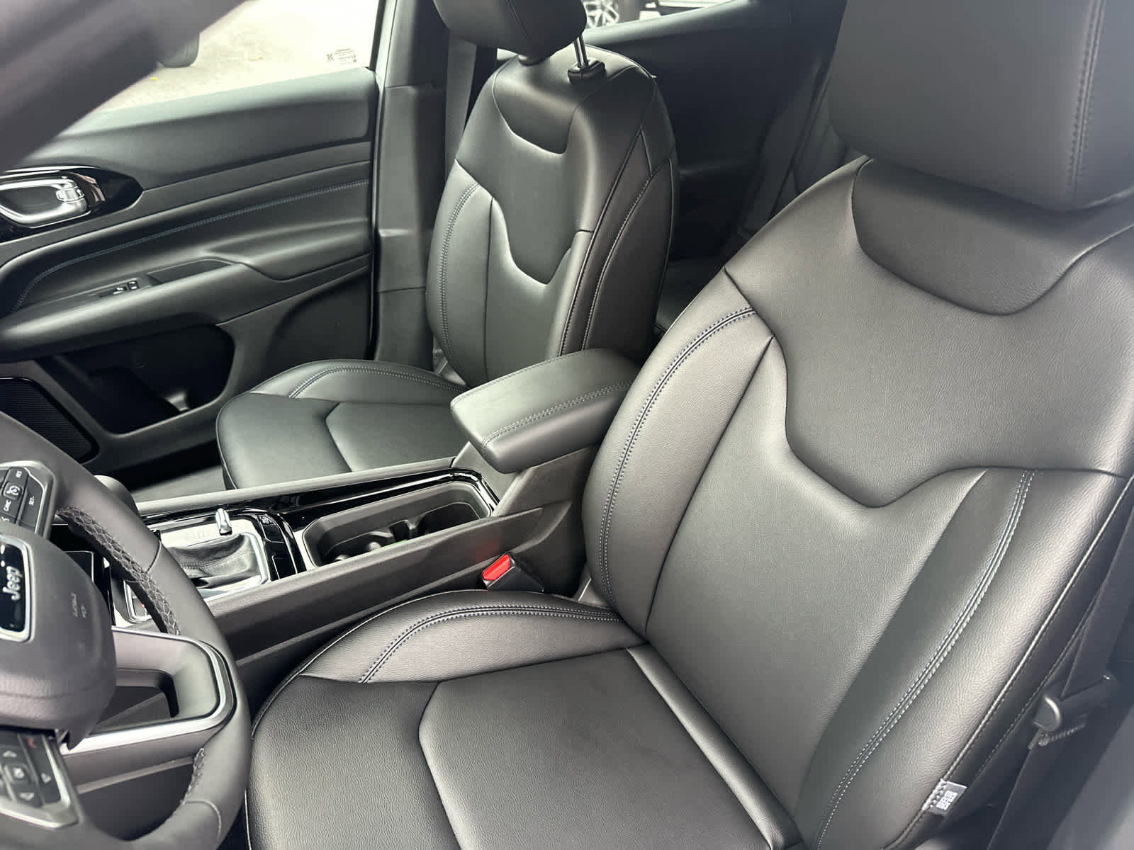New 2026 Jeep Compass Limited AWD/4WD image 19