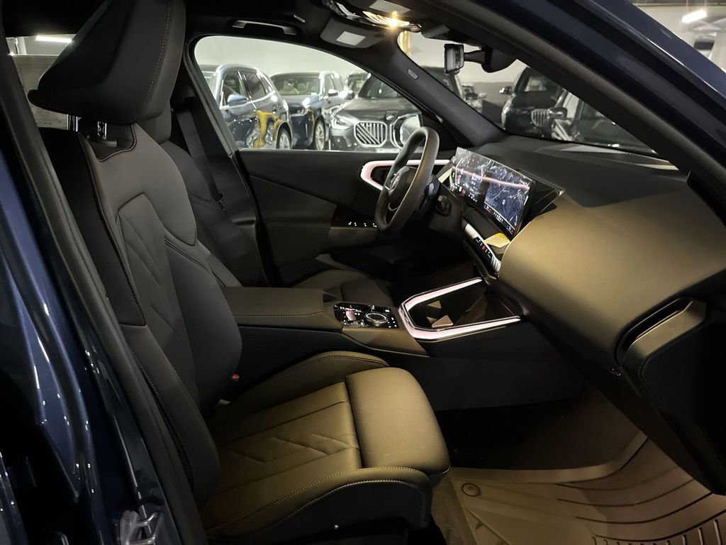 New 2025 BMW X3 xDrive30i w/ Convenience Package image 25