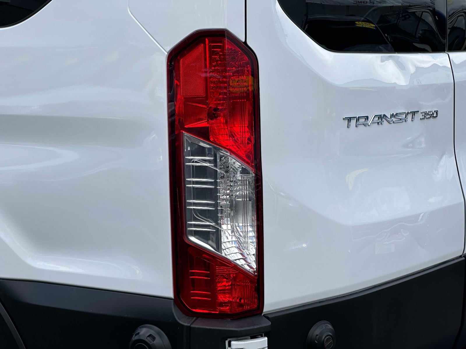 Used 2024 Ford Transit 350 XL RWD image 10