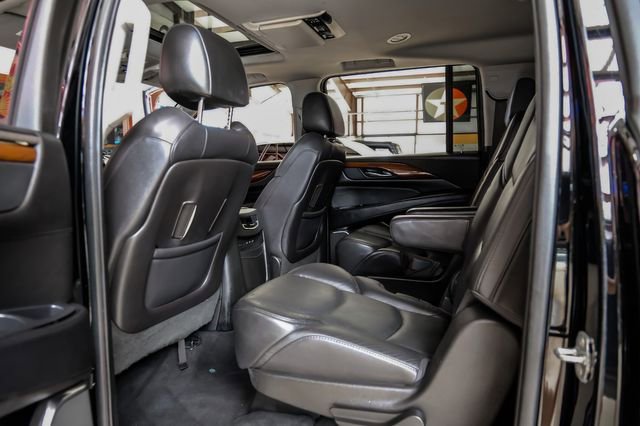 Used 2018 Cadillac Escalade ESV Premium Luxury AWD/4WD image 42