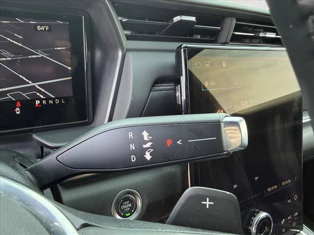 Used 2025 GMC Terrain Elevation w/ Elevation Premium Package AWD/4WD image 14