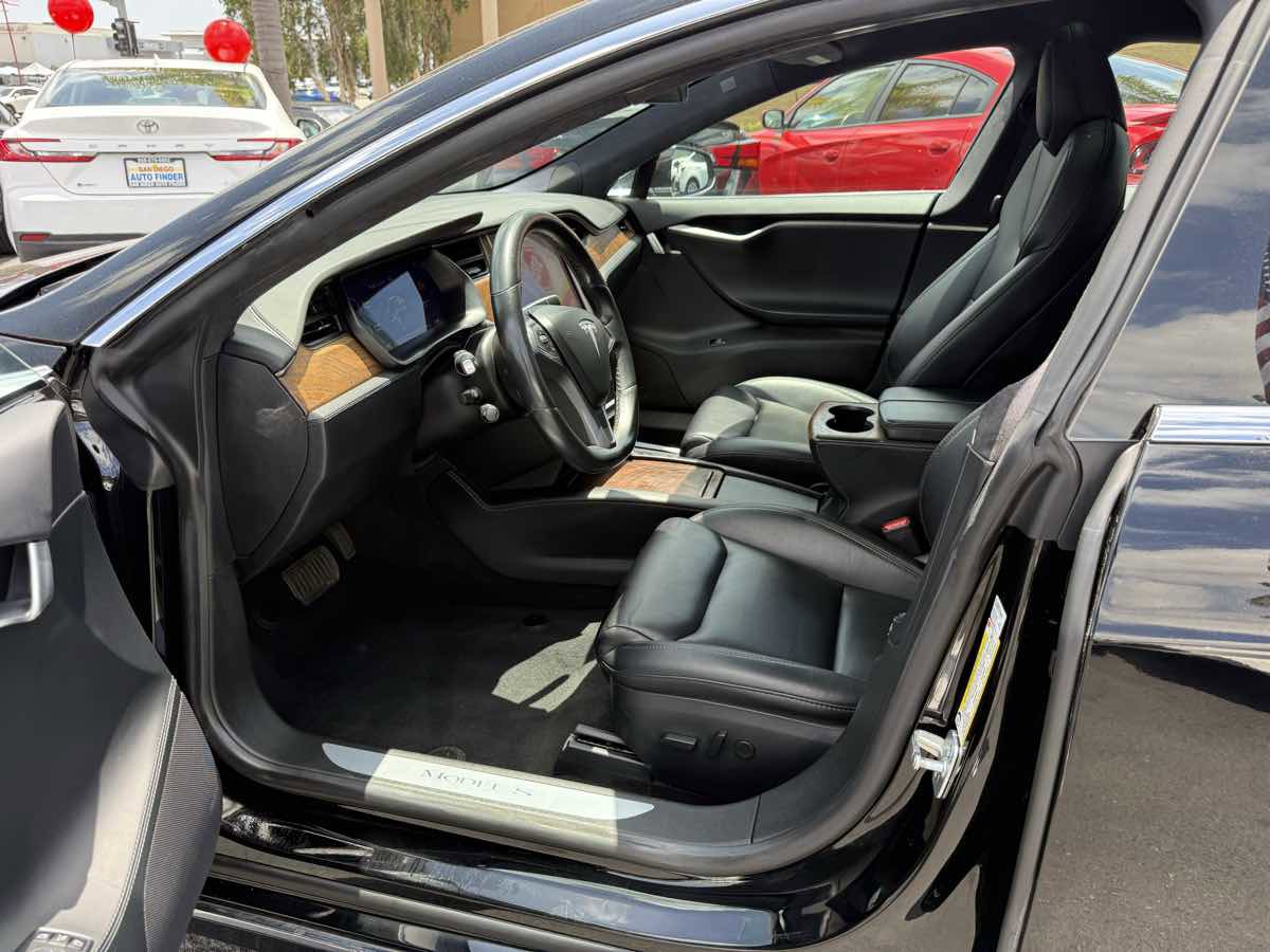Used 2020 Tesla Model S AWD image 18