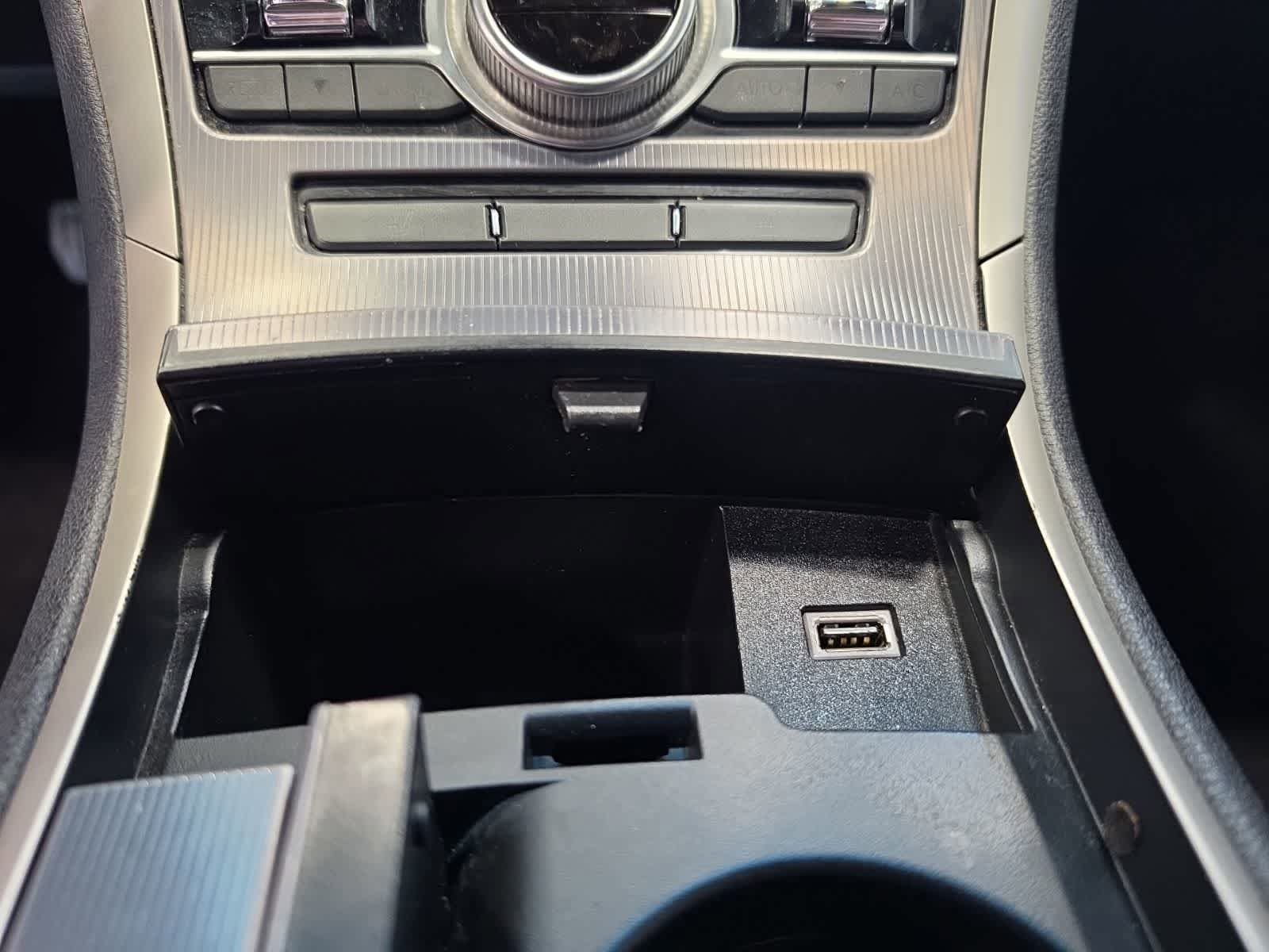 Used 2017 Lincoln MKZ Select AWD/4WD image 23