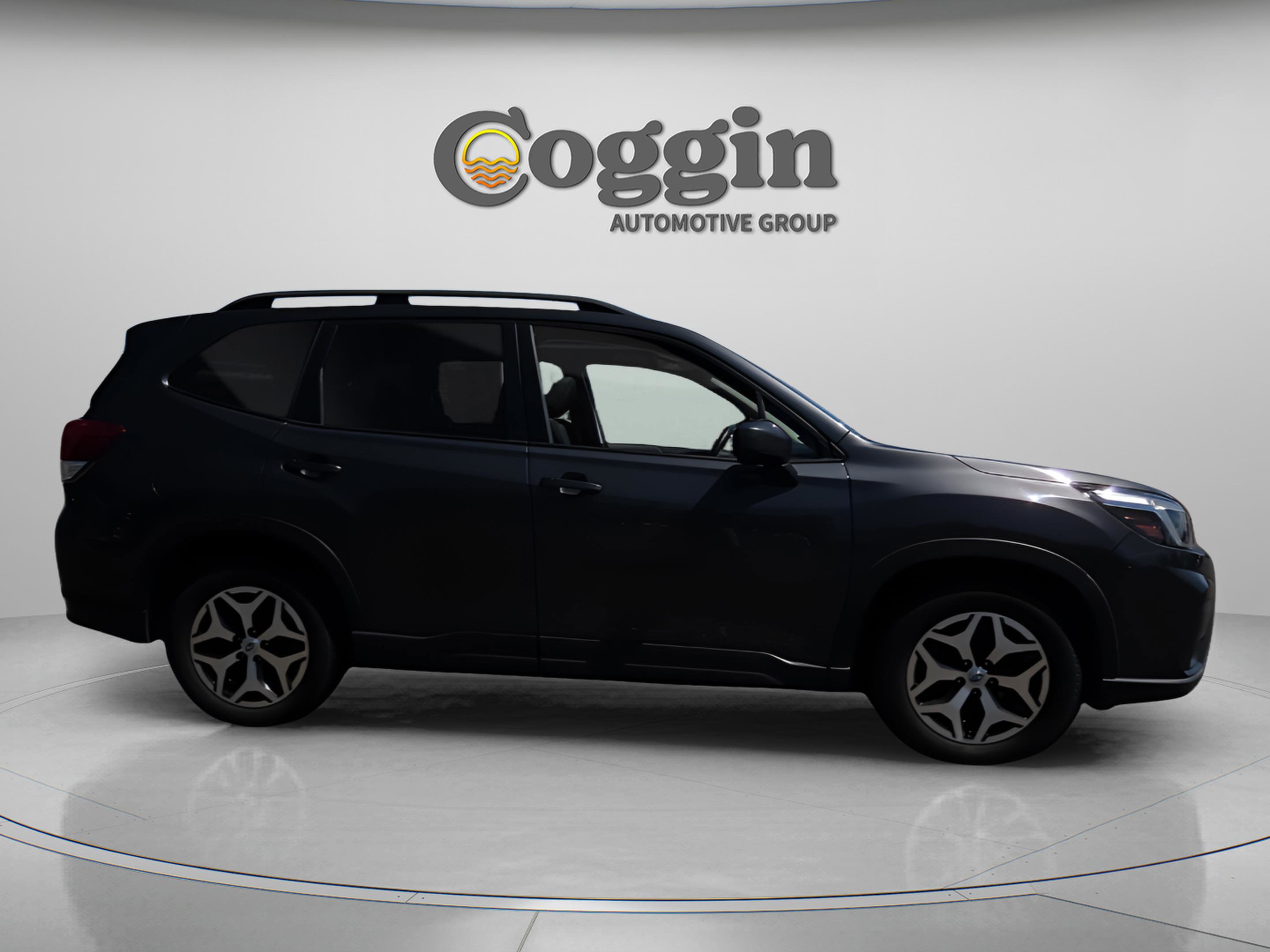 Used 2021 Subaru Forester Premium AWD/4WD image 6