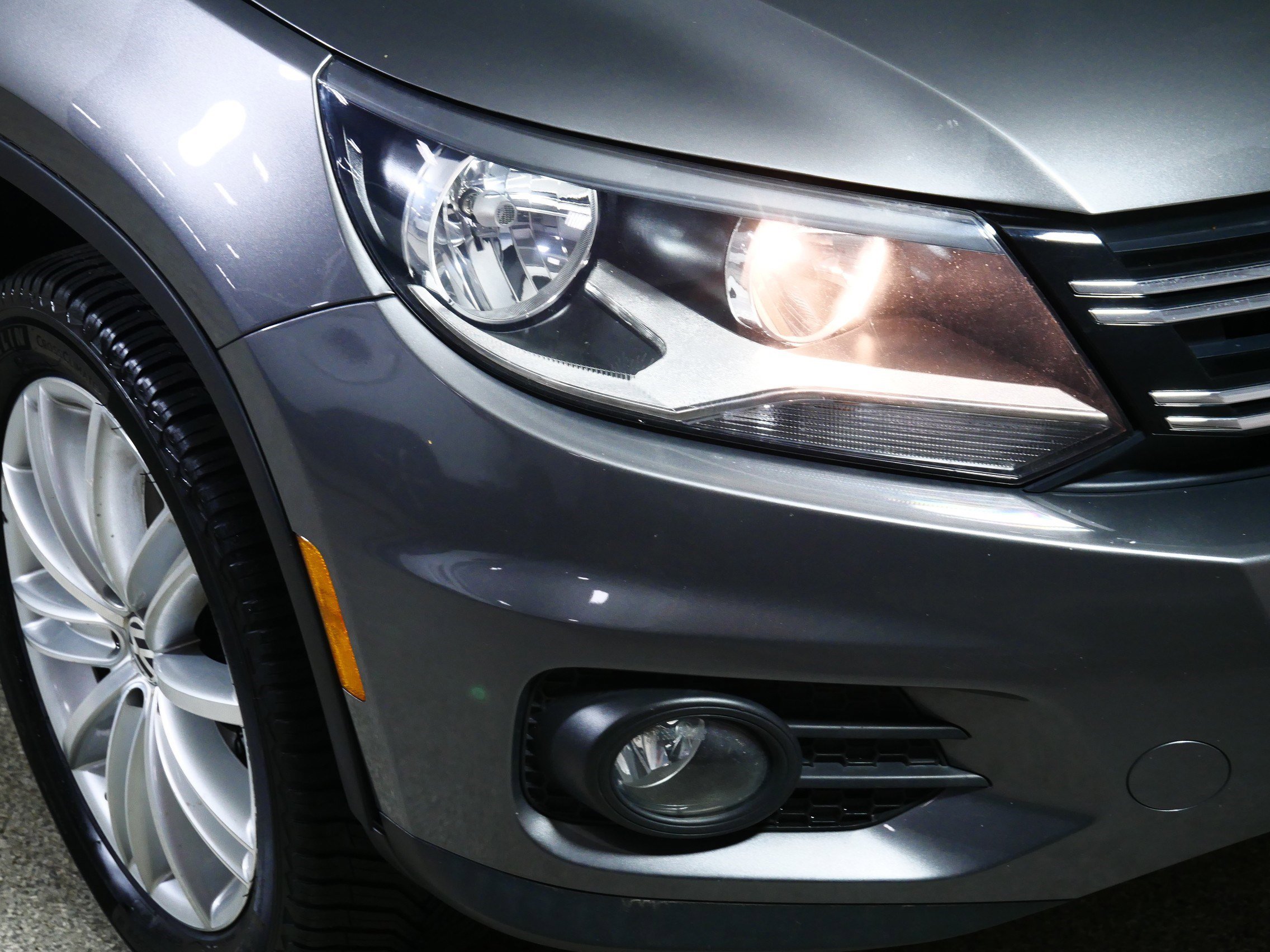 Used 2014 Volkswagen Tiguan SEL AWD/4WD image 16