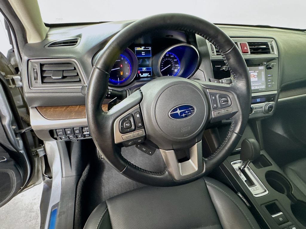 Used 2016 Subaru Outback 3.6R Limited AWD/4WD image 11