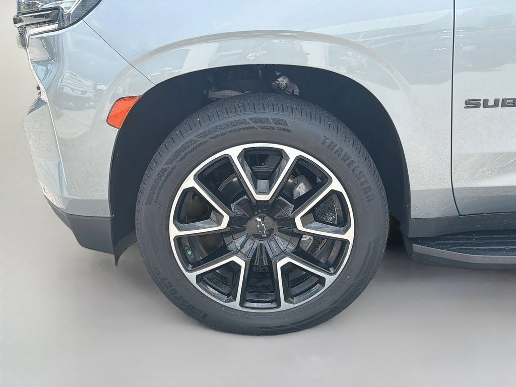 Used 2023 Chevrolet Suburban RST w/ Luxury Package RWD image 34