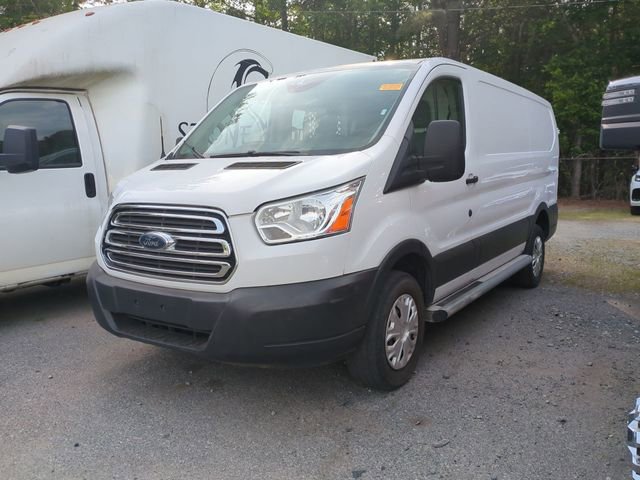 Used 2016 Ford Transit 250 130 Low Roof w/ Exterior Upgrade Package RWD image 2