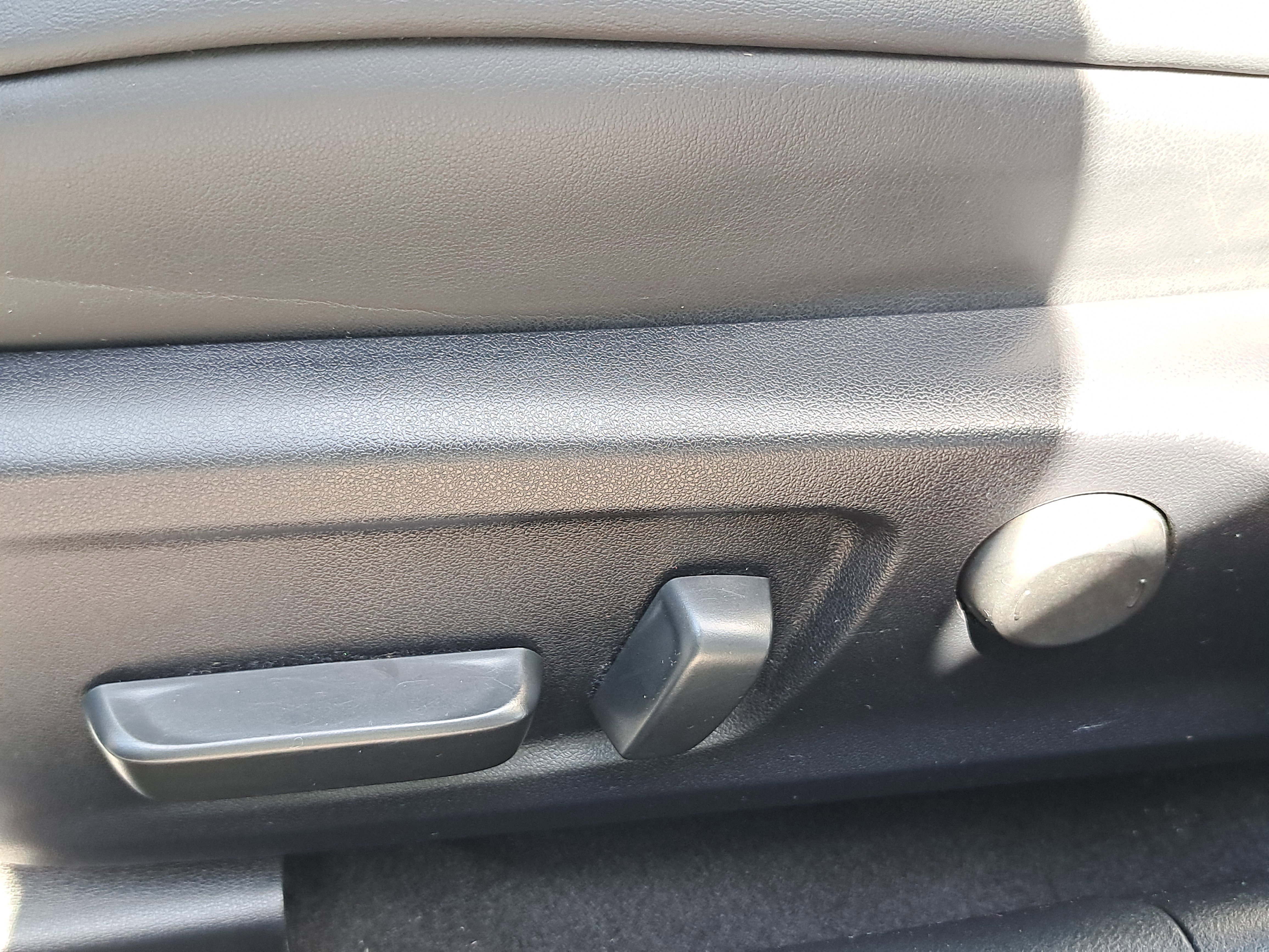 Certified 2022 Lexus IS 350 F Sport w/ Accessory Package image 18