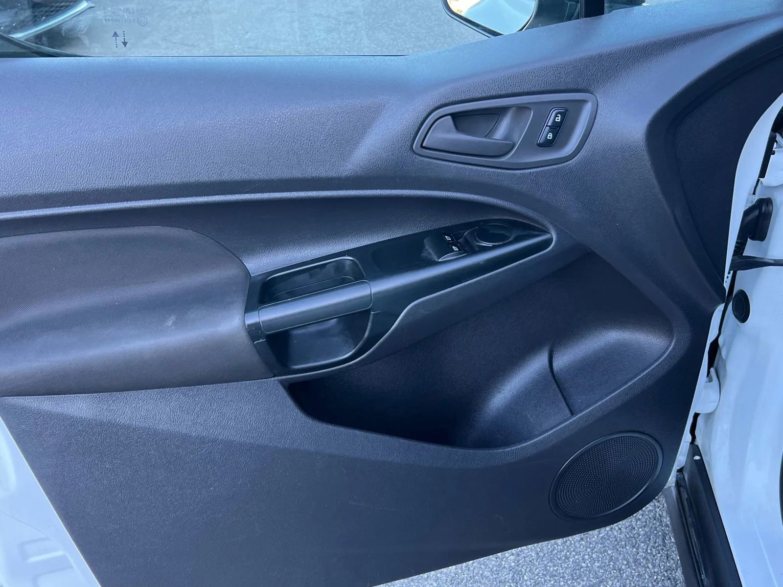 Used 2018 Ford Transit Connect XL image 20