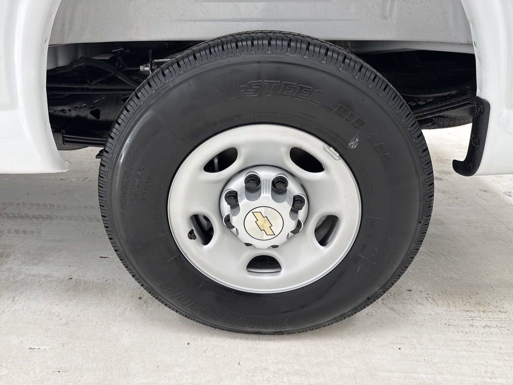 New 2025 Chevrolet Express 2500 w/ Driver Convenience Package image 7