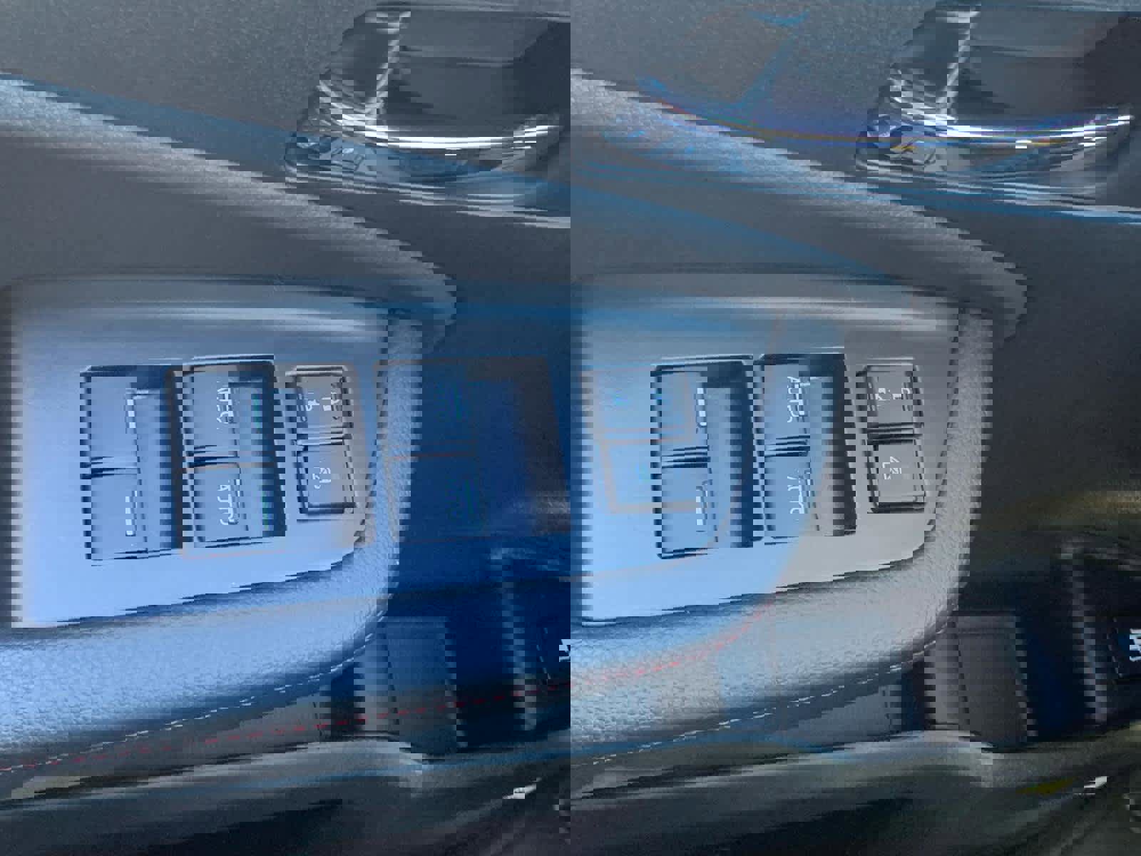 Used 2025 Honda Ridgeline Black Edition image 24