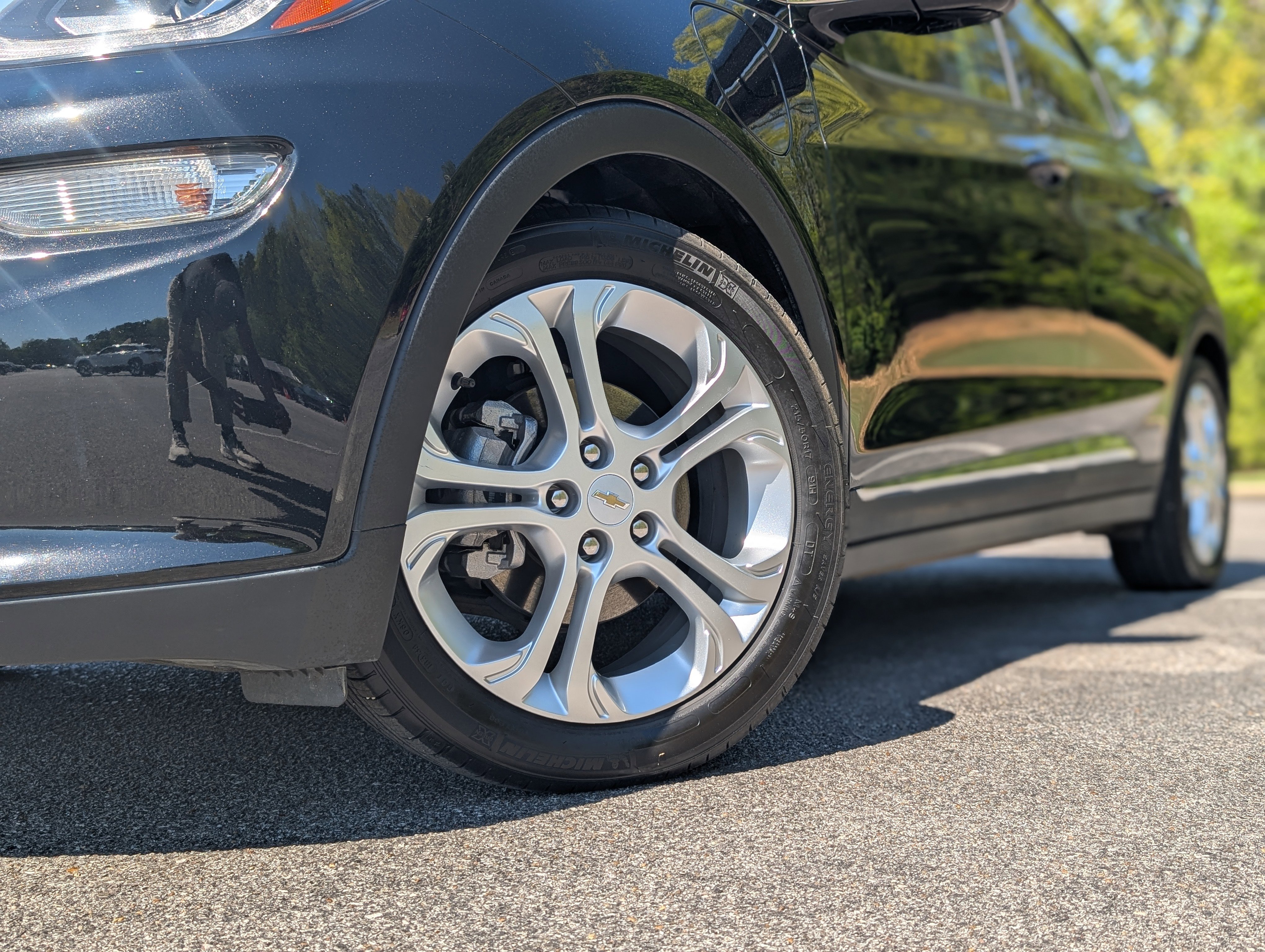 Used 2020 Chevrolet Bolt LT image 34