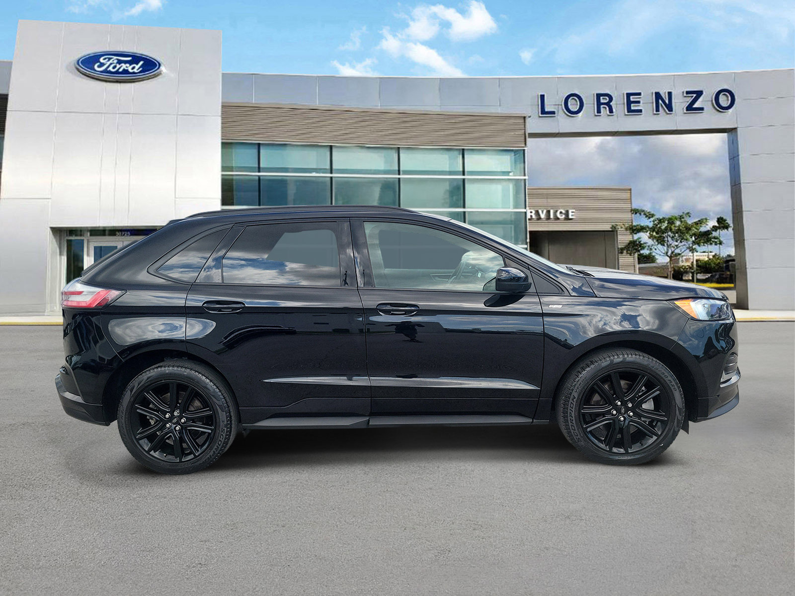 Used 2024 Ford Edge ST-Line AWD/4WD image 4