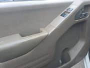 Used 2016 Nissan Frontier SV image 15