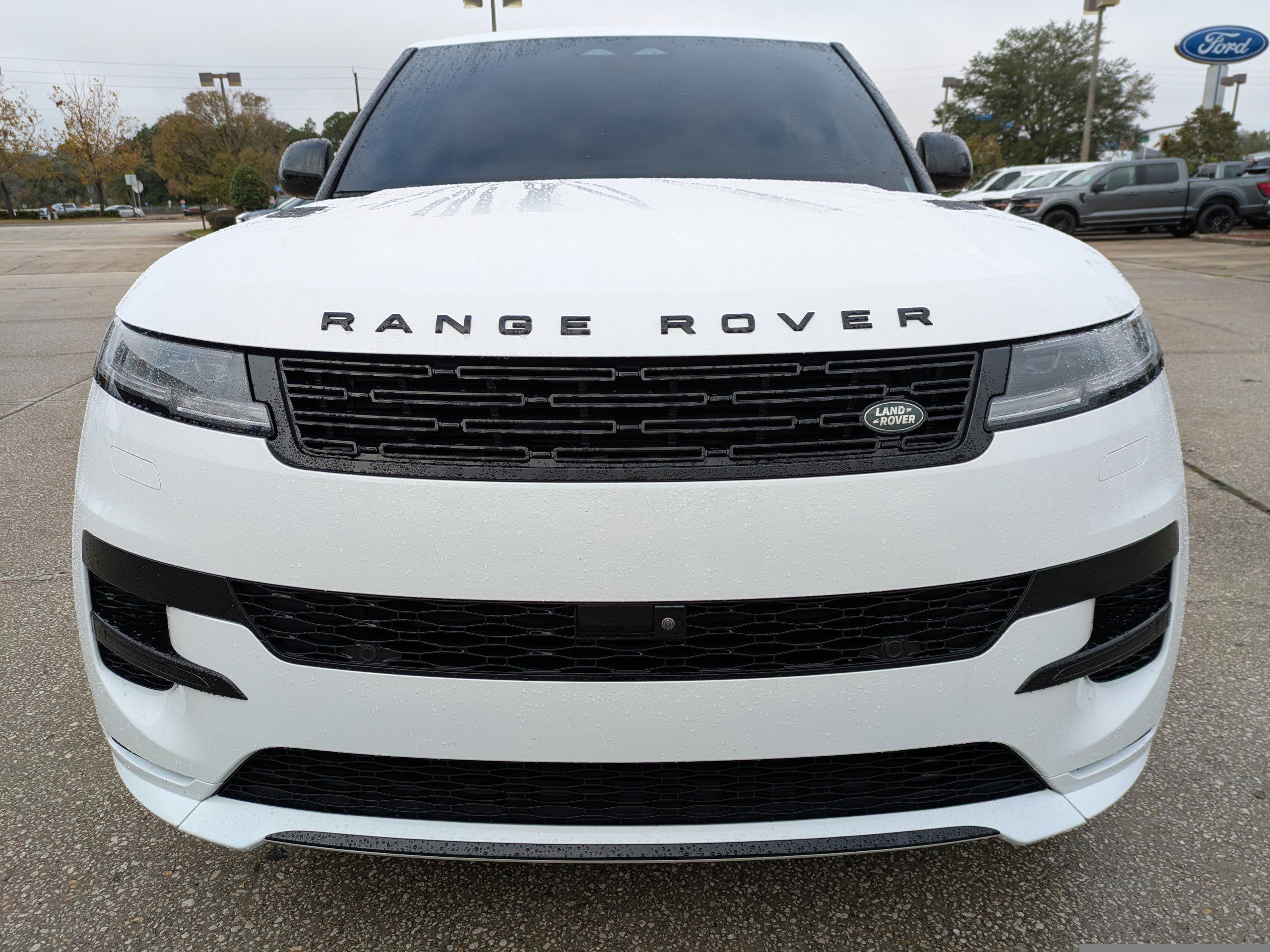 Used 2024 Land Rover Range Rover Sport Dynamic SE image 9