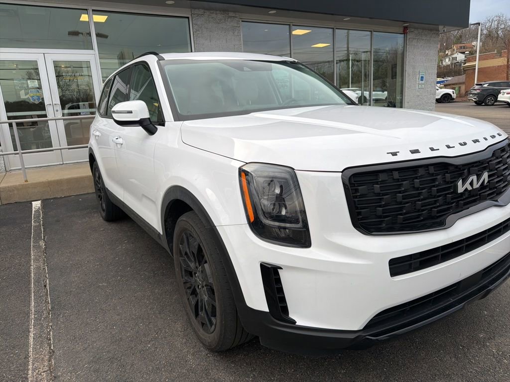 Certified 2022 Kia Telluride EX w/ EX Premium Package image 2
