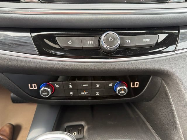 Certified 2019 Buick Enclave Essence AWD/4WD image 24