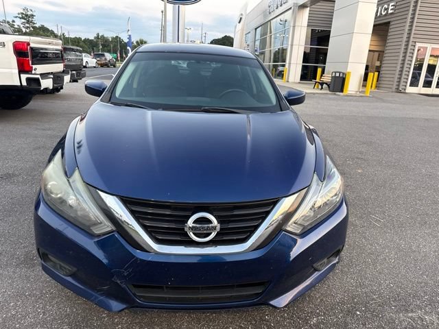 Used 2018 Nissan Altima 2.5 SR FWD image 11