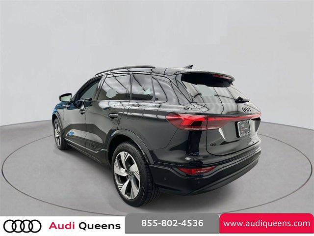 Used 2025 Audi Q6 e-tron Premium Plus image 2