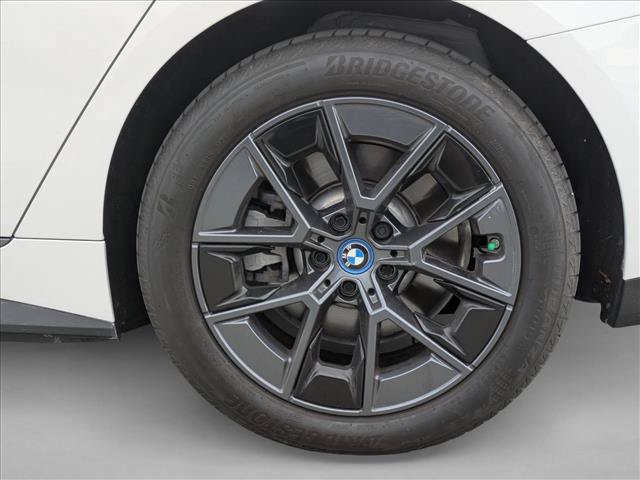 Used 2024 BMW i4 xDrive40i w/ Premium Package AWD/4WD image 9