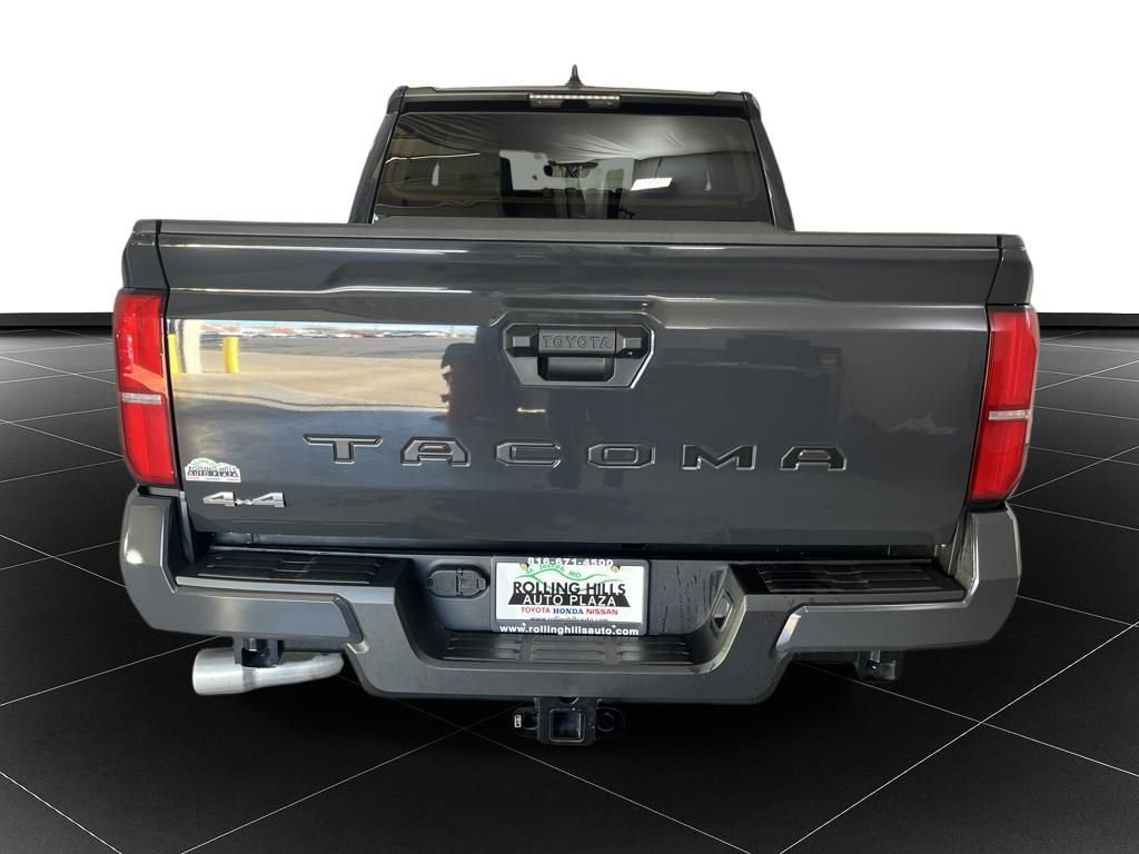 Used 2025 Toyota Tacoma SR5 image 4