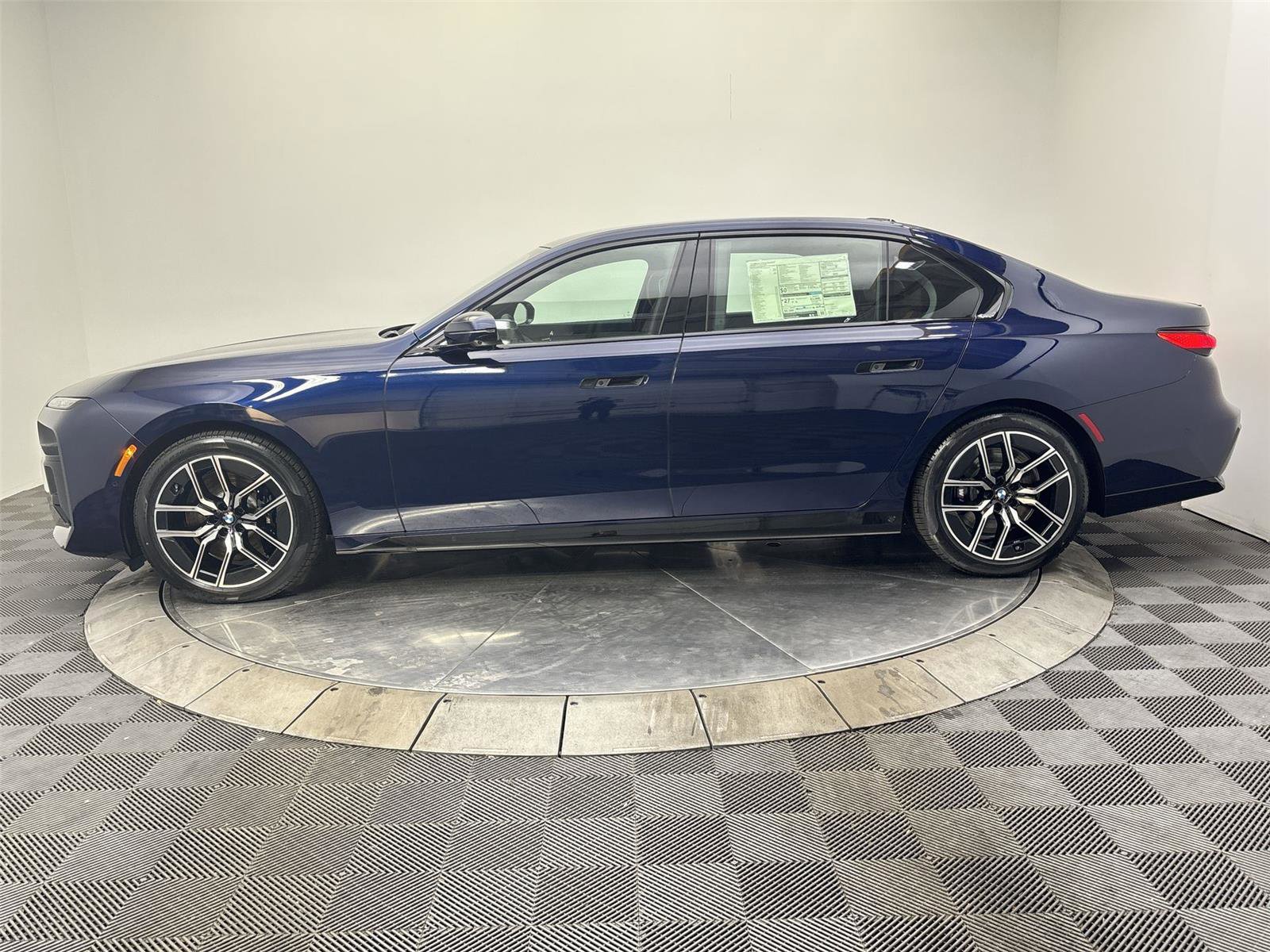 New 2026 BMW 740i xDrive w/ Executive Package image 16