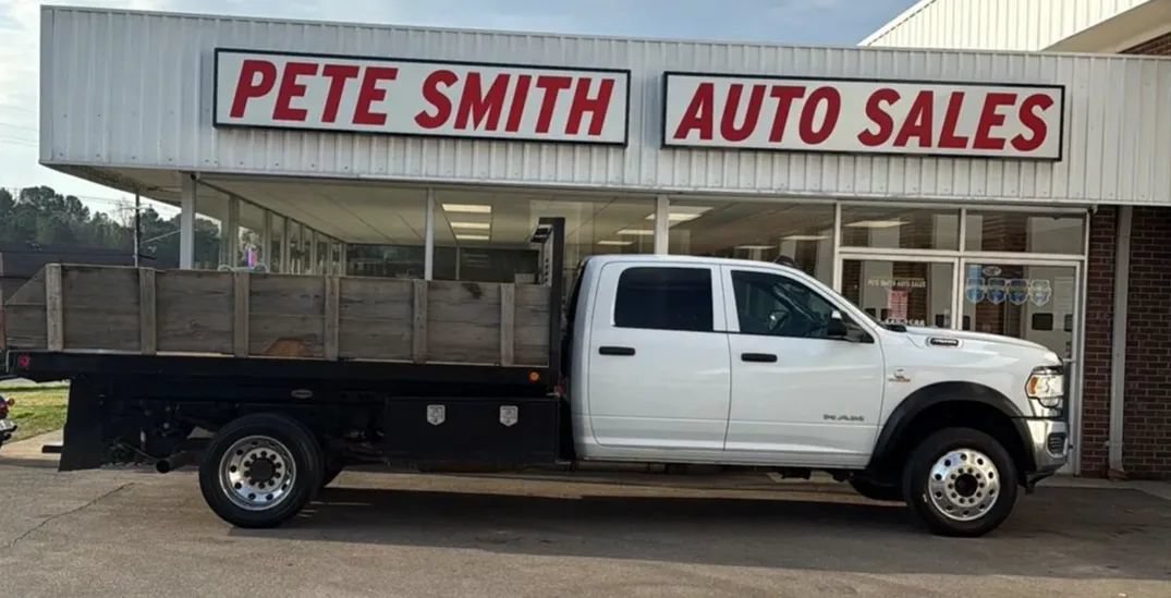 Used 2021 RAM 4500 Tradesman w/ Chrome Appearance Group AWD/4WD image 6