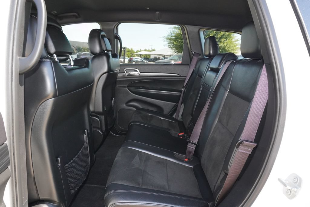 Used 2019 Jeep Grand Cherokee Altitude RWD image 24