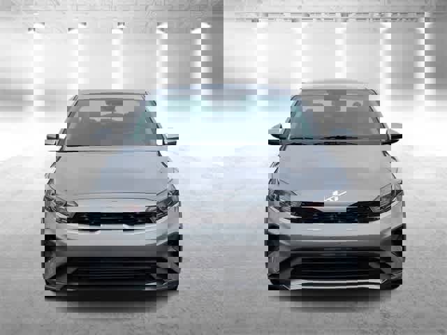 Used 2024 Kia Forte LXS image 3