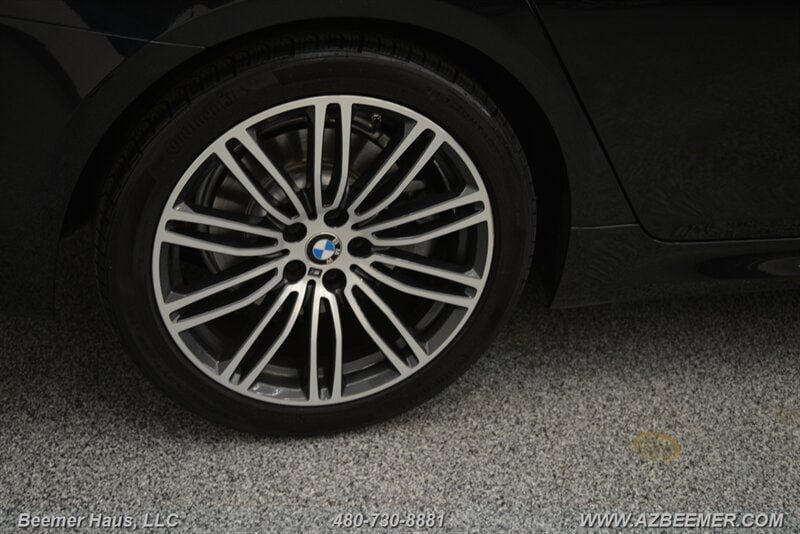 Used 2020 BMW 530i w/ M Sport Package RWD image 43