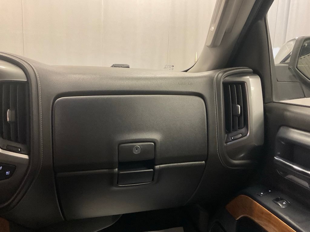 Used 2016 Chevrolet Silverado 1500 LTZ w/ Sport Package AWD/4WD image 25