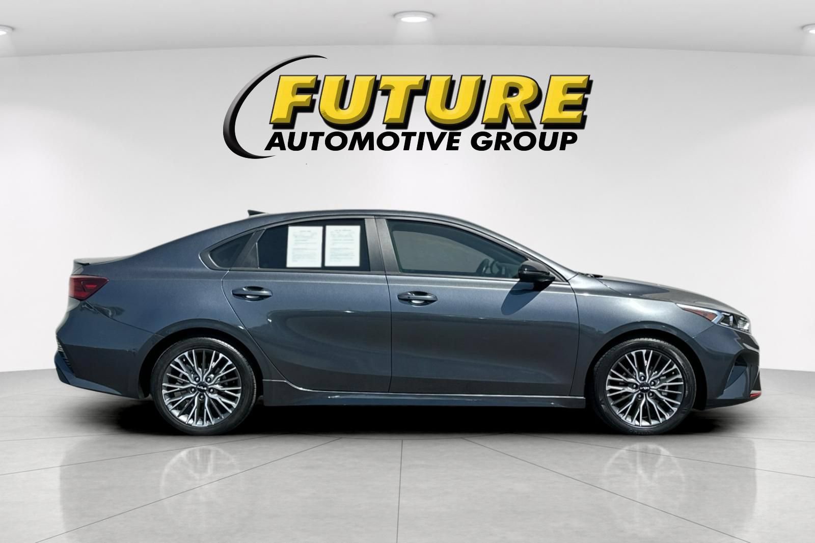 Certified 2024 Kia Forte GT-Line w/ GT-Line Premium Package FWD image 3