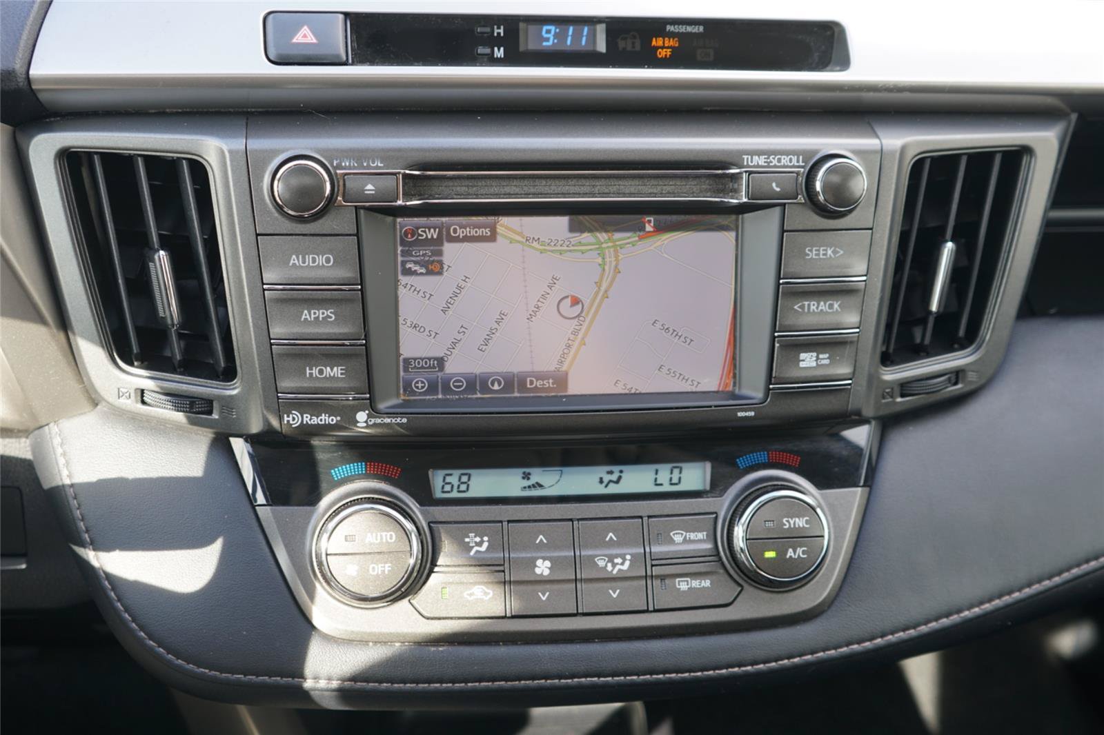 Used 2015 Toyota RAV4 XLE FWD image 13