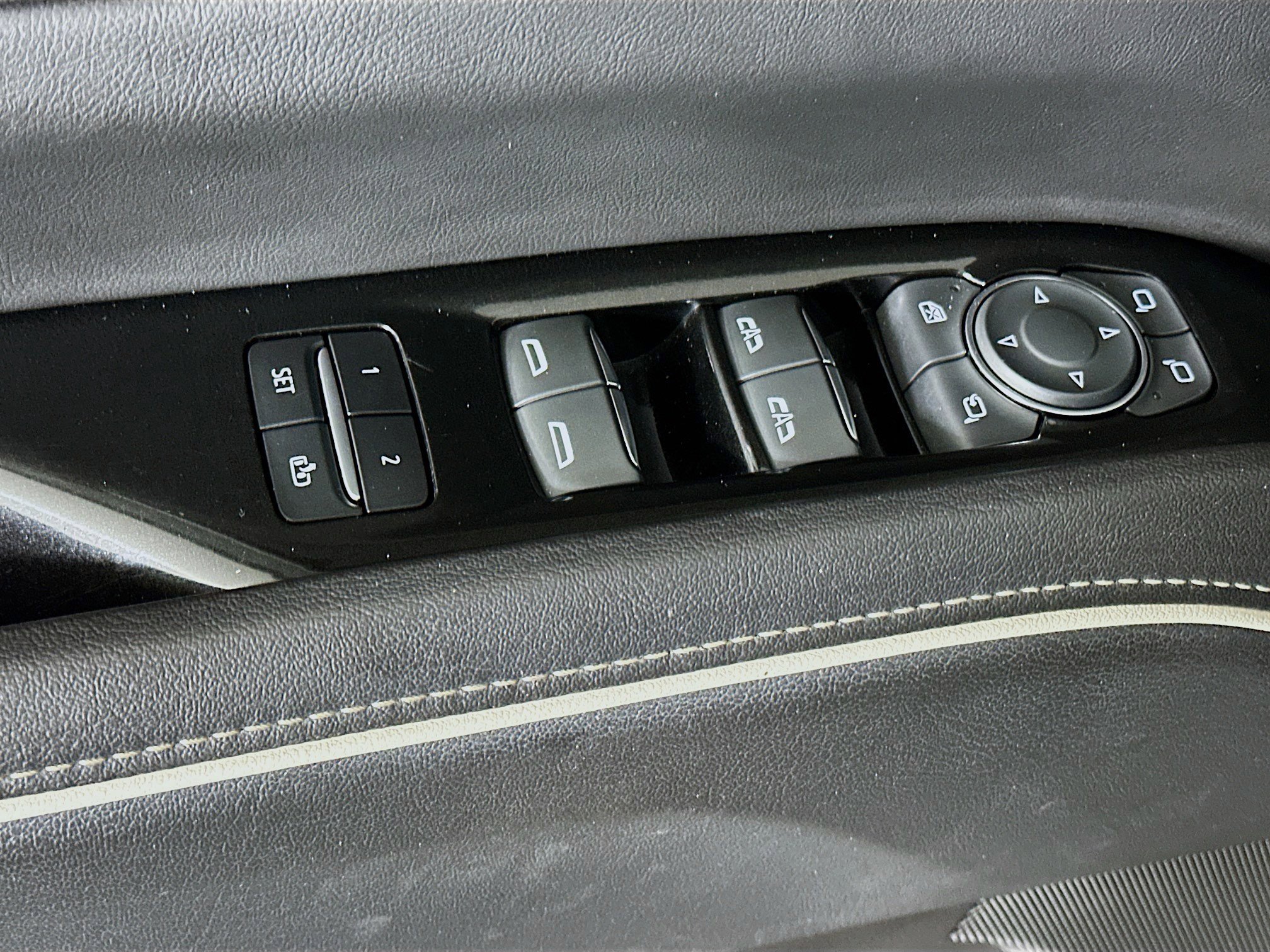 Used 2023 Cadillac Escalade Sport image 15